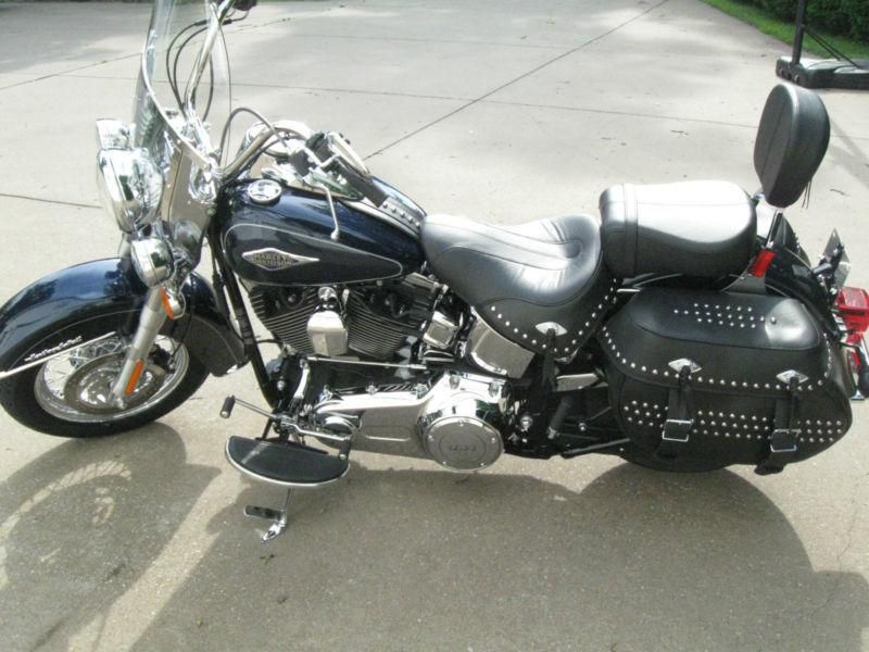 2013 harley-davidson softail  cruiser 