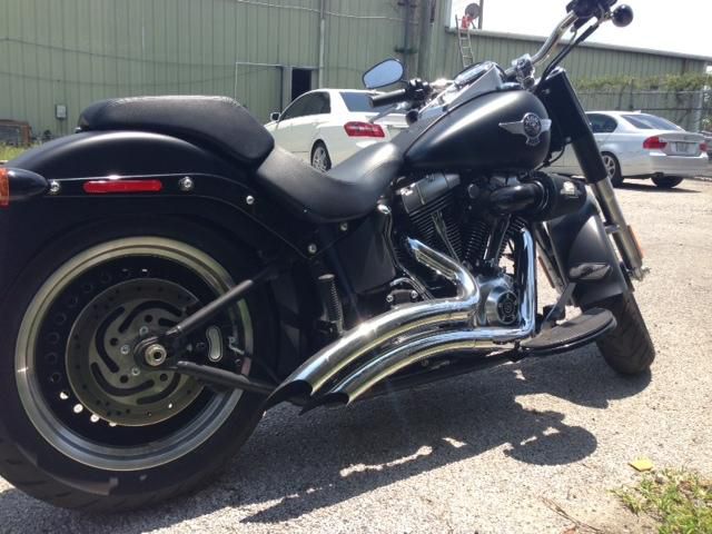 2010 harley davidson fat boy lo- mint only 400 miles!