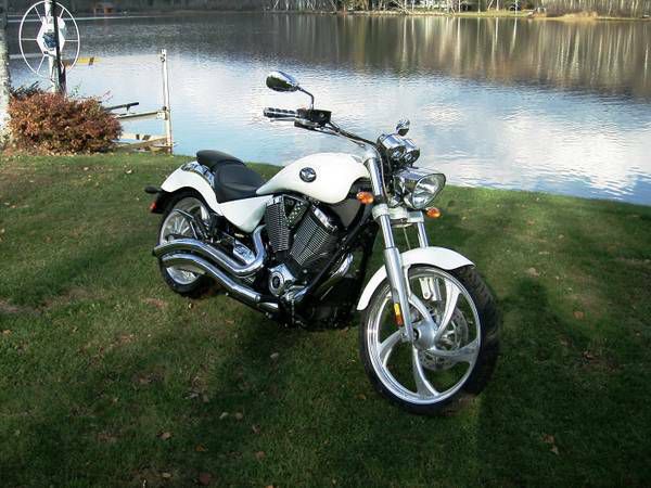 2009 Victory Vegas with 1,900 miles