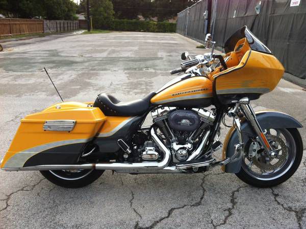 09 Harley Davidson CVO Road Glide Screaming Eagle