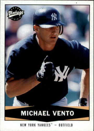 2004 (yankees) upper deck vintage #476 mike vento rc