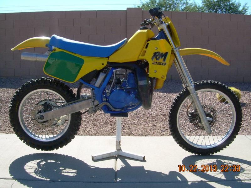 Suzuki RM250, AHRMA , Suzuki RM250,Vintage Dirt bike, 1987 Suzuki RM like NOS