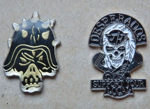 Motorclub pin desperados metal pins set of 2 badge