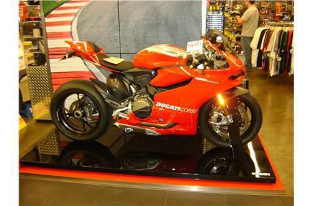 2013 Ducati Panigale 1199 R ABS Sportbike 