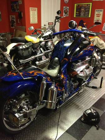 CUSTOM BOSS HOSS (trade)