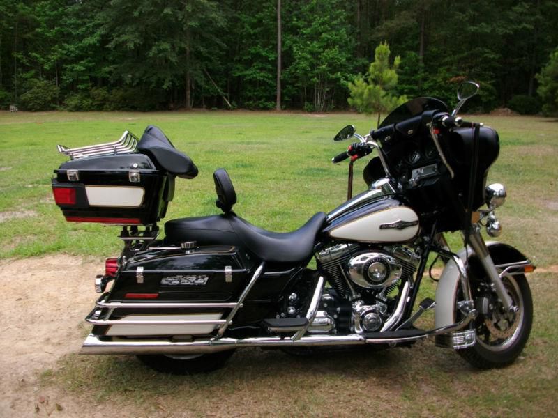 2008 flhtpi  police bike