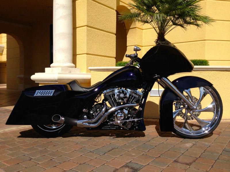 2010 HARLEY ROAD GLIDE STREET GLIDE 26