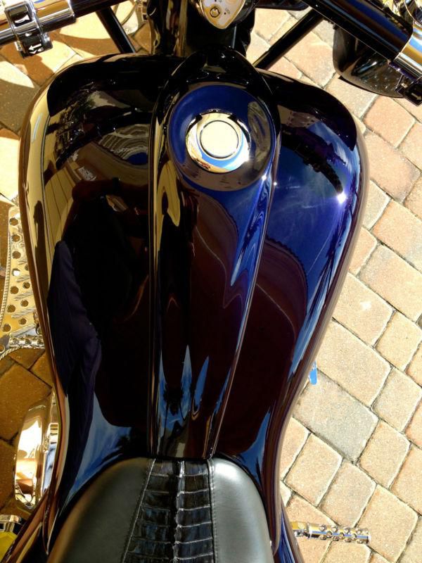 2010 HARLEY ROAD GLIDE STREET GLIDE 26