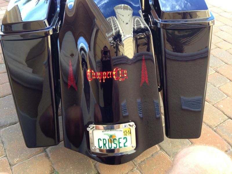 2010 HARLEY ROAD GLIDE STREET GLIDE 26