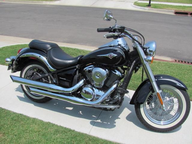 2011 Kawasaki Vulcan 900 CLASSIC Cruiser 