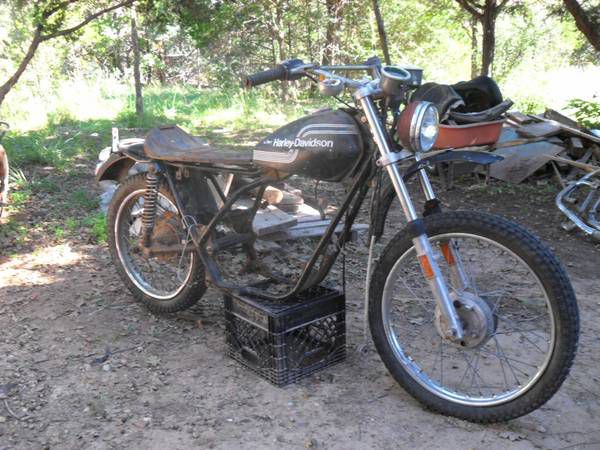 2 Harley Davidson sx175/250cc Aermacchi Motorcycles rolling basketcase