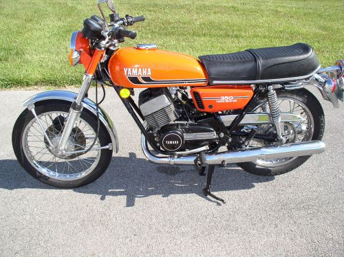 1975 Yamaha RD