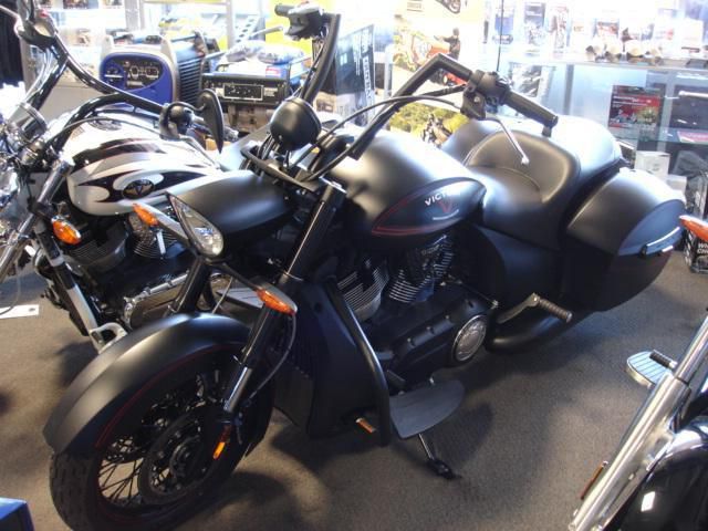 2013 Victory Hard-Ball Touring 