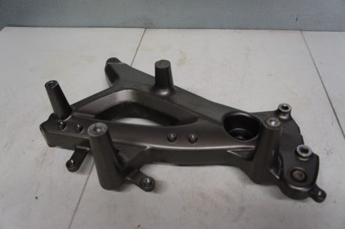 E KYMCO PEOPLE GT 300I 2012 OEM BRACKET SWING ARM REAR