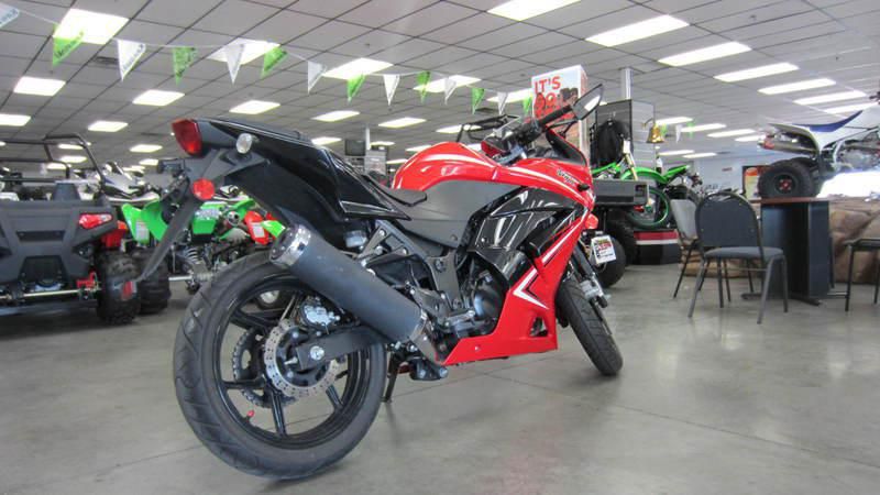 2012 Kawasaki Ninja 250R Sportbike , US $3,988.00, image 2