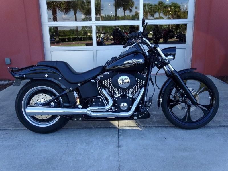 2007 Harley-Davidson Softail FXSTB Cruiser 