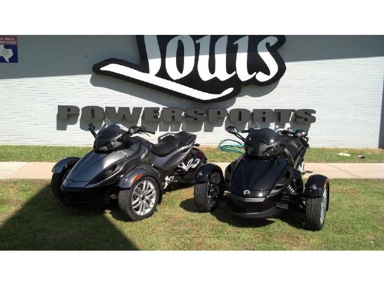 2013 Can-Am Spyder RS SM5 Sport Touring 