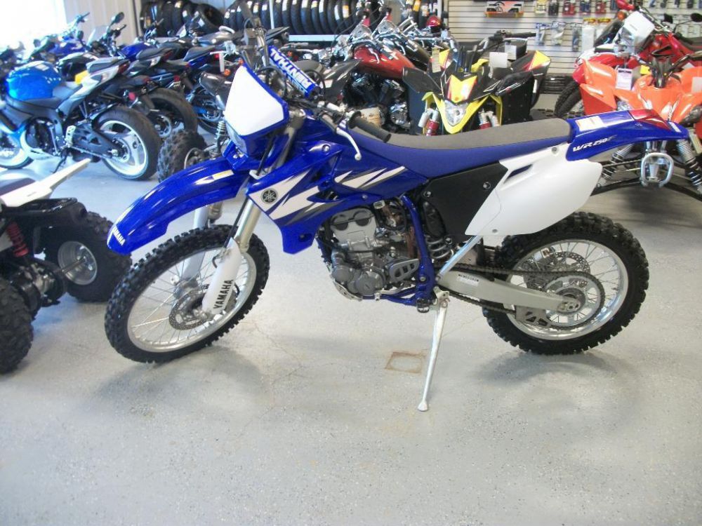 2006 Yamaha WR250F Dirt Bike 