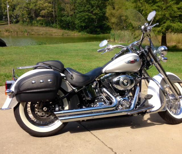 2008 harley-davidson softail deluxe cruiser 