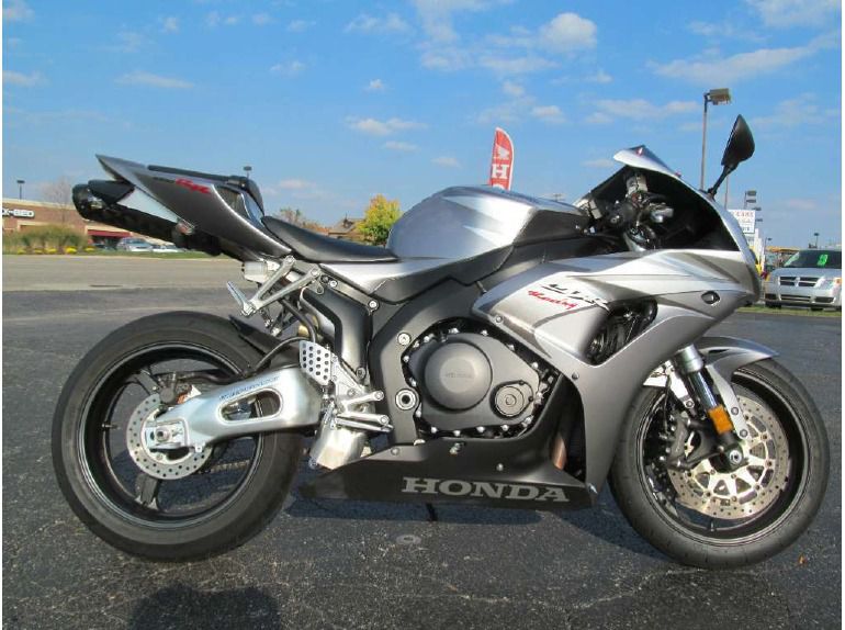 2006 honda cbr1000rr (cbr1000rr) 