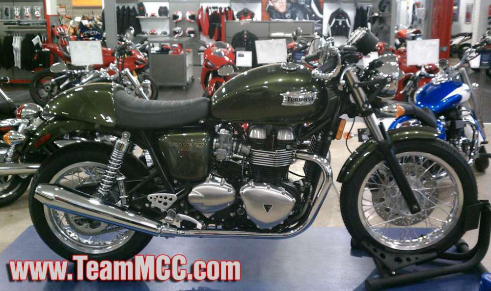 2013 Triumph Thruxton - Brooklands Green Standard 