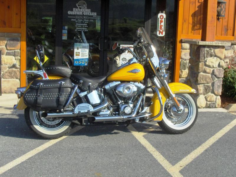 2011 HARLEY DAVIDSON FLST HERITAGE SOFTAIL - EXCELLENT CONDITION