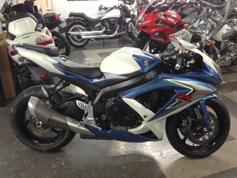 2009 suzuki gsx-r750  sportbike 