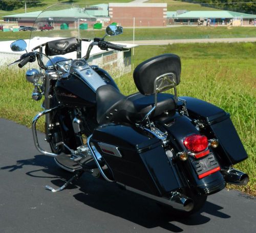 2010 Harley-Davidson Touring, US $44000, image 4