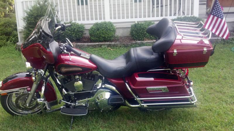 Harley davidson 2006 electra glide classic in mint condition