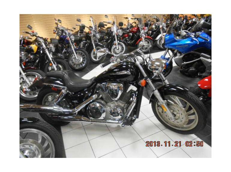 2004 honda vtx  1300  (vtx1300c) 