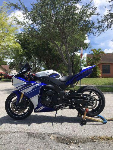 2014 Yamaha YZF-R, US $3900, image 6