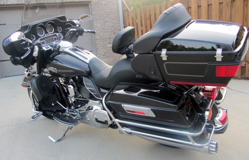 Like New. Low miles. Transferrable extended service plan written thru Harley., US $11,500.00, image 16