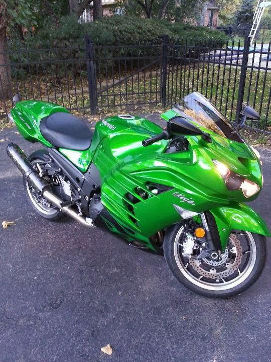 Green 2012 Kawasaki ZX-14R Special Edition