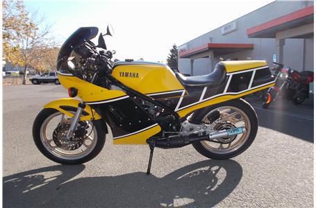 1985 Yamaha RZ350 Sportbike 