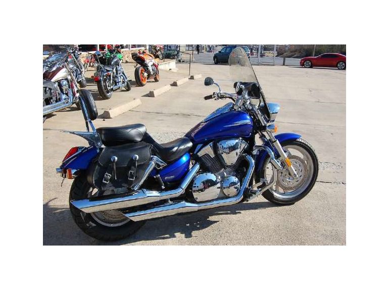 2005 honda vtx 1300c 