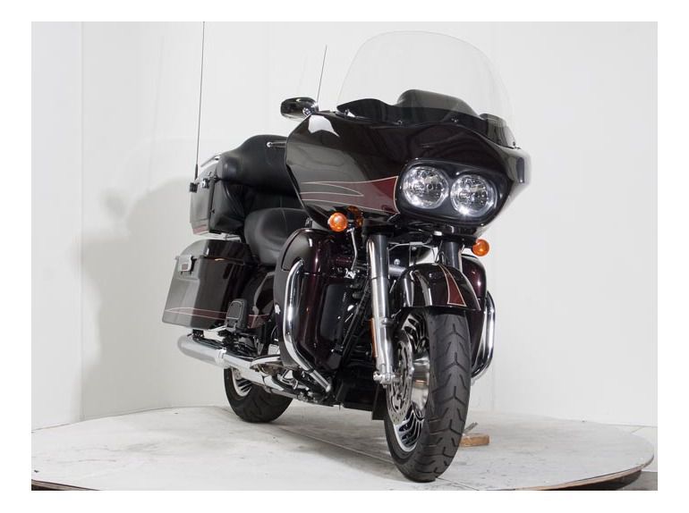 2011 Harley-Davidson Road Glide Ultra FLTRU , $23,995, image 2