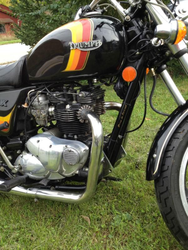 Triumph TSX 1983 T140 Rare Bike, Bonneville Low Miles