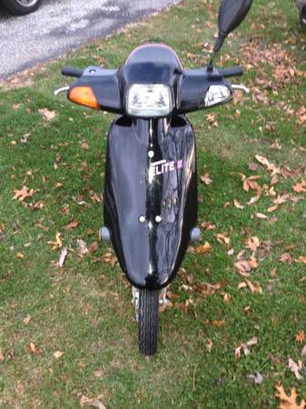 Awesome Honda elite moped scooter $500.00 call me [phone removed]