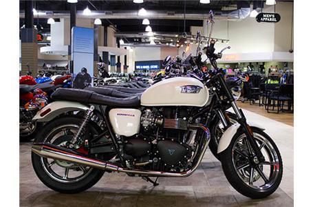 2013 Triumph BONNEVILLE Standard 