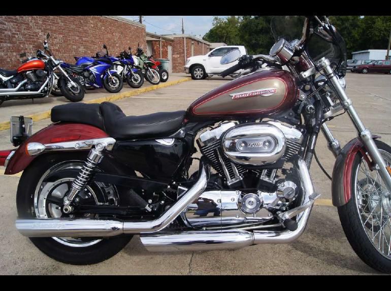 2009 Harley-Davidson XL 1200C Sportster 1200 Custom Cruiser 