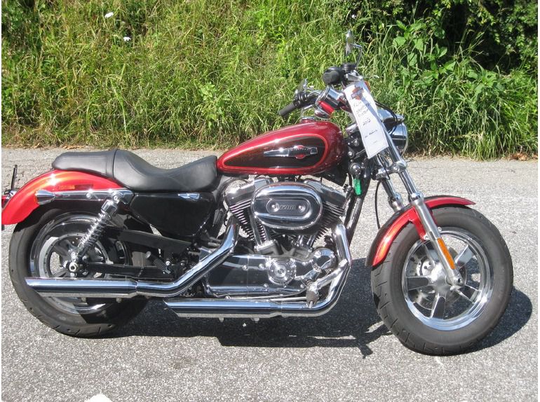 2012 Harley-Davidson XL1200C - Sportster 1200 Custom 