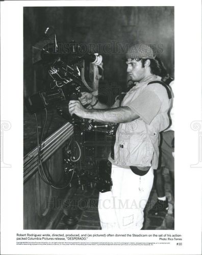 1995 press photo robert rodriguez writer director producer desperado