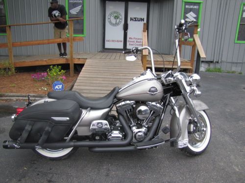 2009 Harley-Davidson FLHRC - Road King Classic