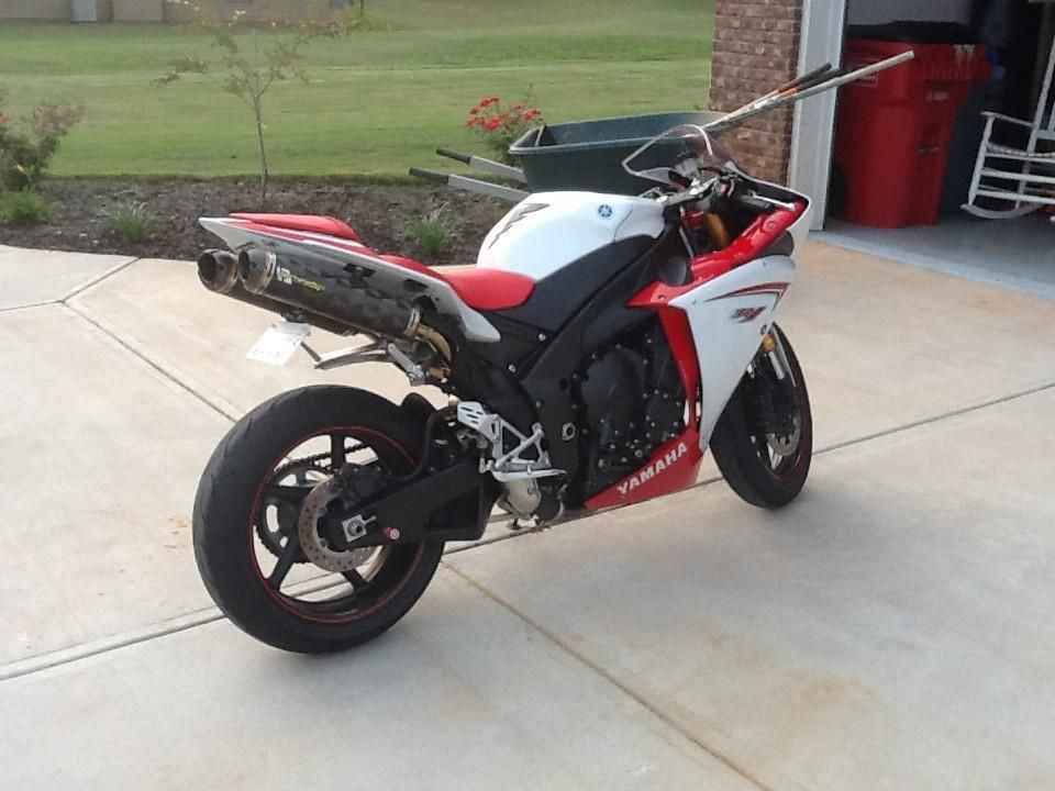 2009 Yamaha Yzf-R1 Sportbike 