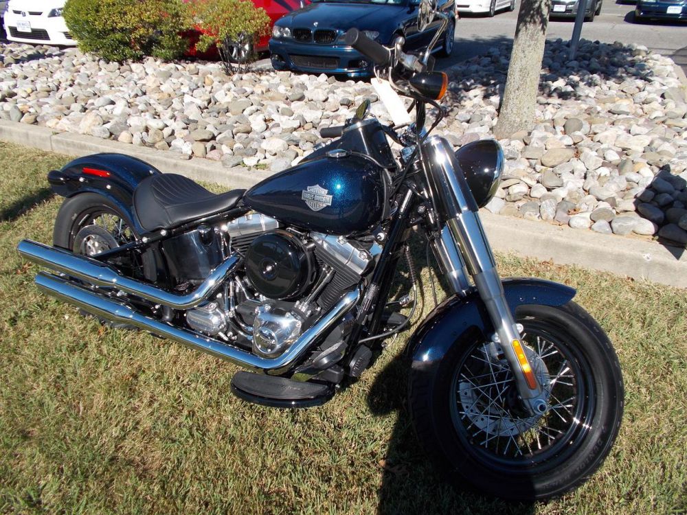 2013 Harley-Davidson Softail Slim SLIM Cruiser 