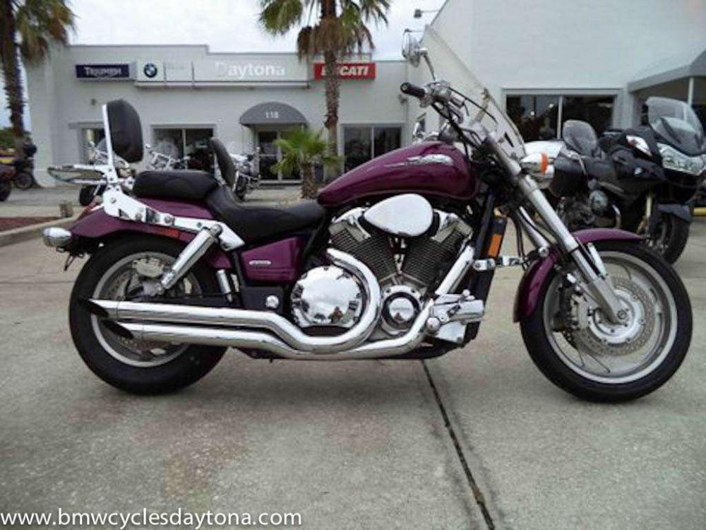 2004 honda vtx1800c  cruiser 