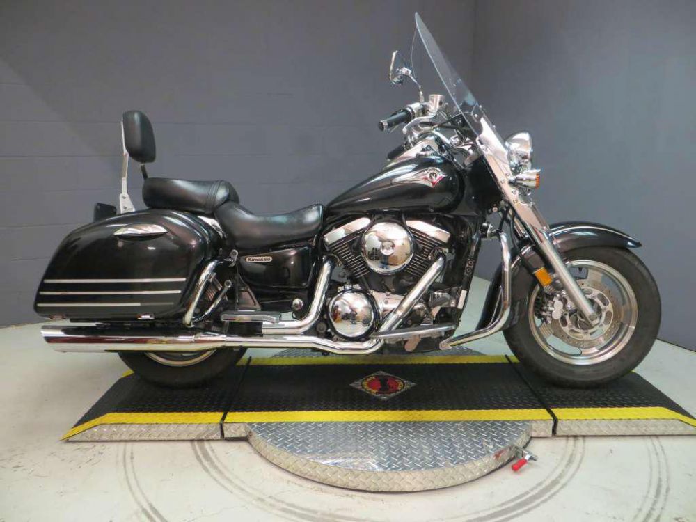 2003 kawasaki vulcan 1500 nomad fi  cruiser 