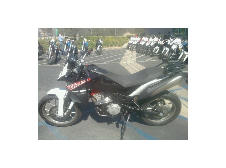 2013 Husqvarna STRADA 650 