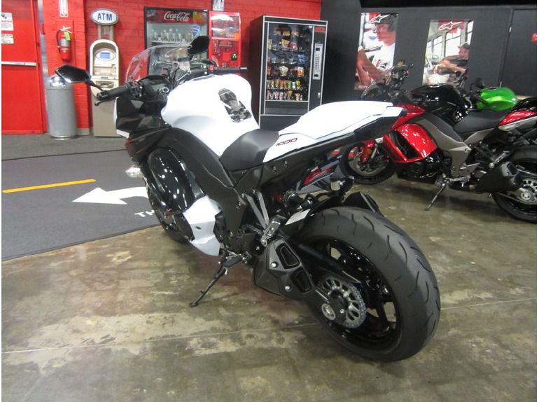 2013 Kawasaki Ninja 1000 , $9,999, image 3