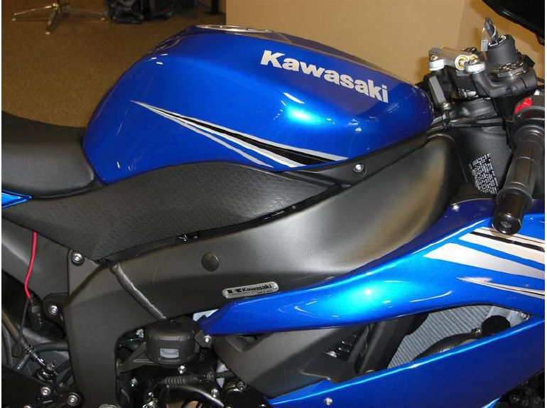 2011 Kawasaki Ninja ZX-6R , $9,199, image 4